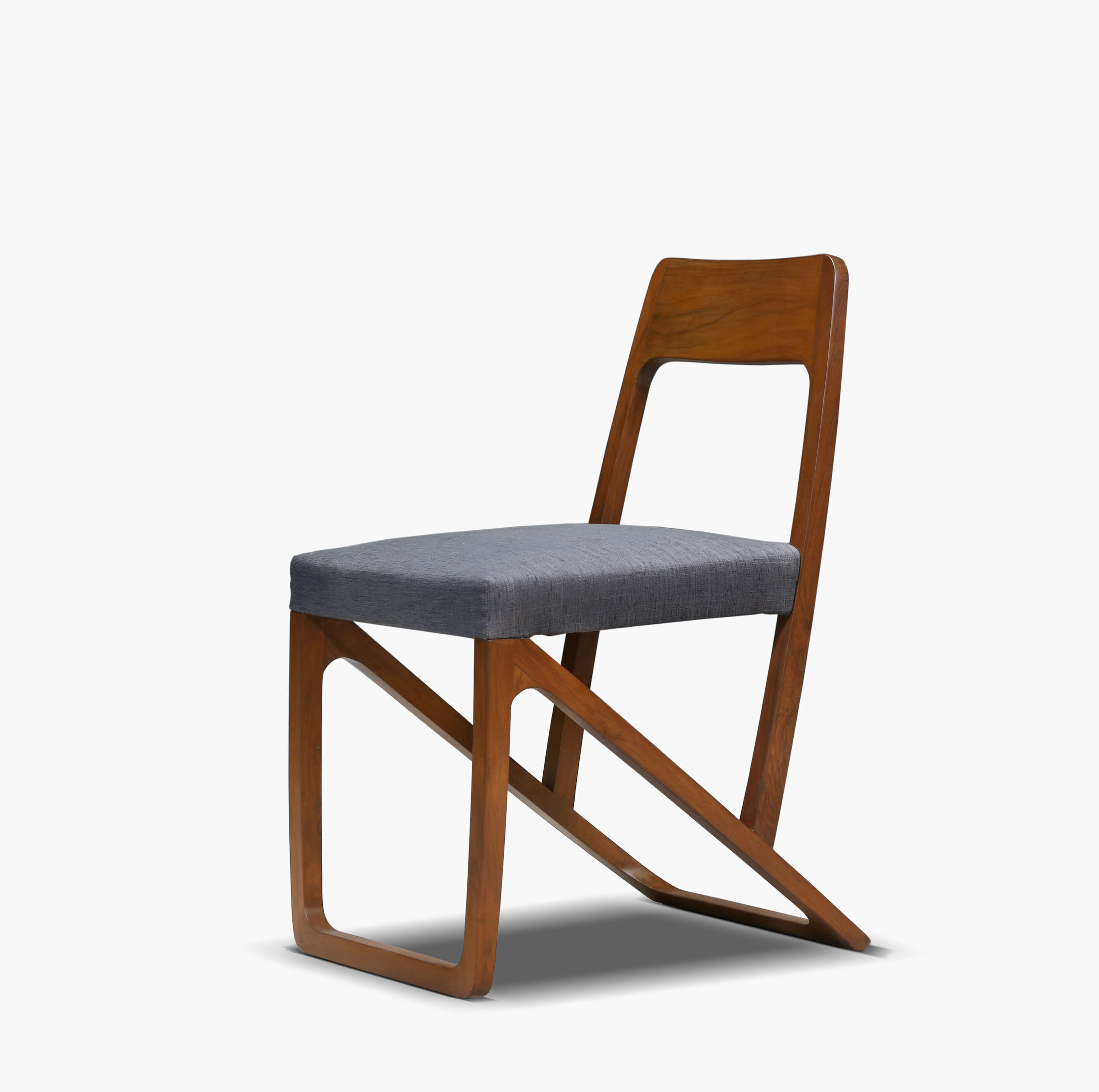Niro chair (1)